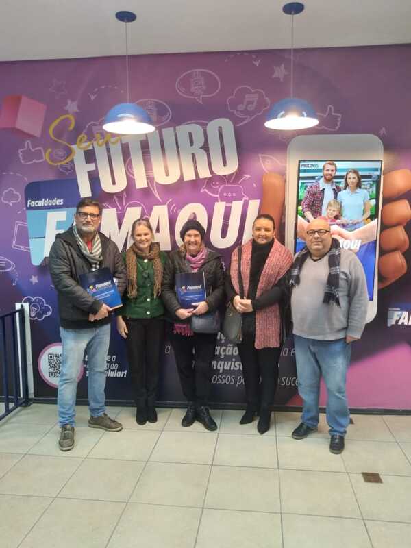 VISITA INSTITUCIONAL NA FACULDADE FAMAQUI